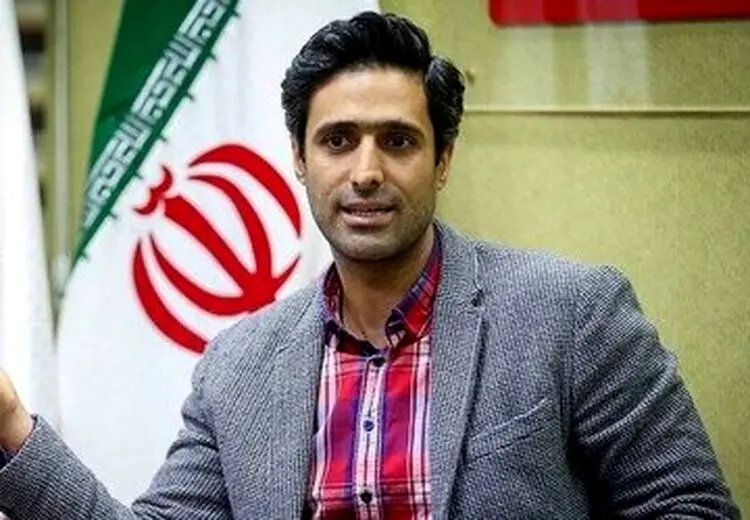 توضیحات جواد قارایی درباره خبر مهاجرتش
