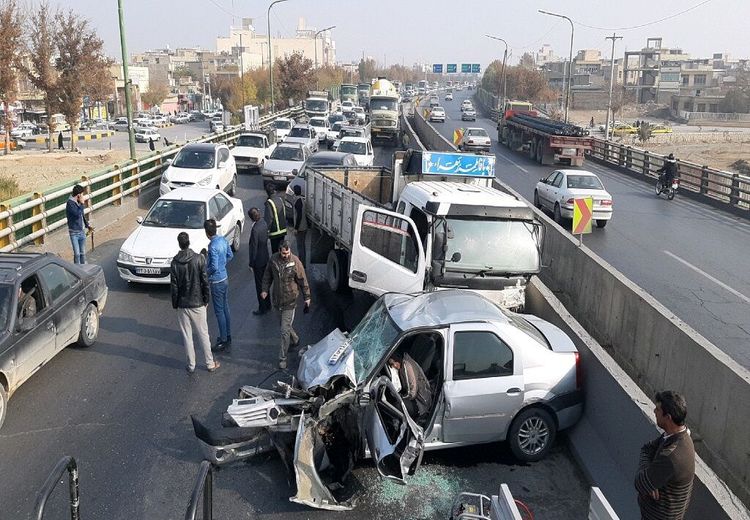 ۱۶ درصد فوتی ناشی از تصادفات تهران در بزرگراه آزادگان رخ می‌دهد