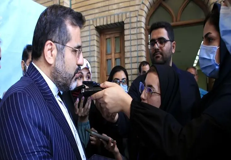 وزیر ارشاد: برای جوانان پوشش شرعی معین می‌کنیم