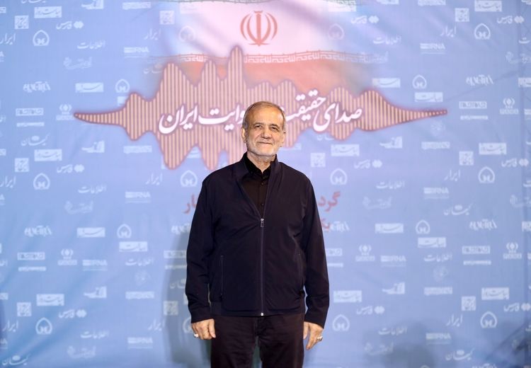 پاتک جریان پایداری به وفاق پزشکیان / سه عضو اصلاح طلب با فشار جریان تندرو مجلس از بدنه دولت کنار گذاشته شدند