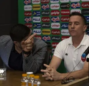 نشست خبری دربی ۱۰۶