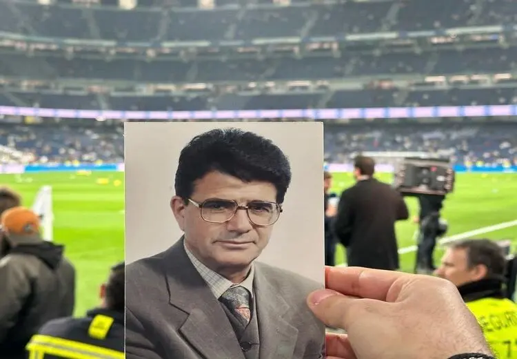 استاد شجریان بازی حساس رئال مادرید را اینطوری دید!/ عکس