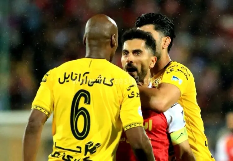 پرسپولیس و سپاهان باید عذرخواهی کنند