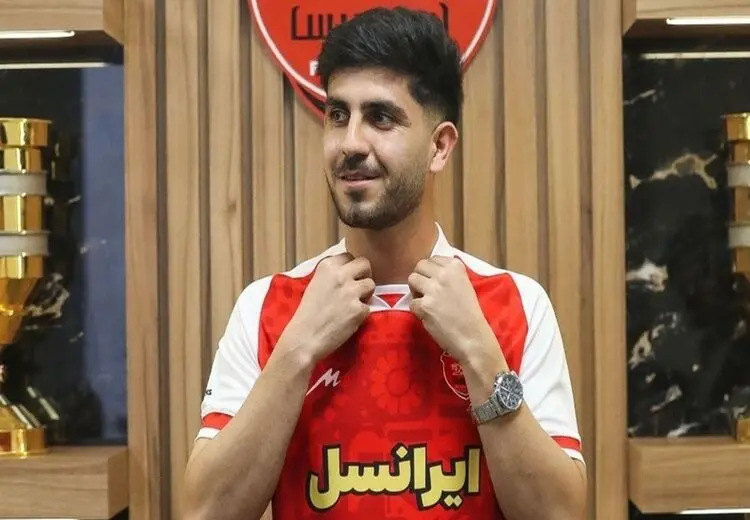 محمد خدابنده لو در پرسپولیس ماندگار شد