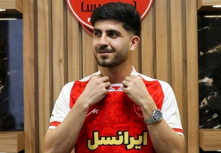 محمد خدابنده لو در پرسپولیس ماندگار شد