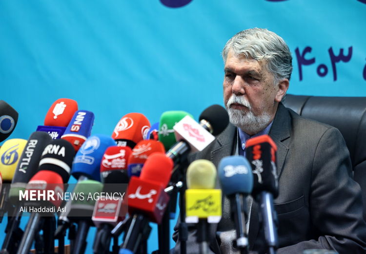  وزیر ارشاد: لایحه حجاب با نظر مراجع ذی‌صلاح ابلاغ نشد/ پیشنهاد دولت لایحه جایگزین است + فیلم