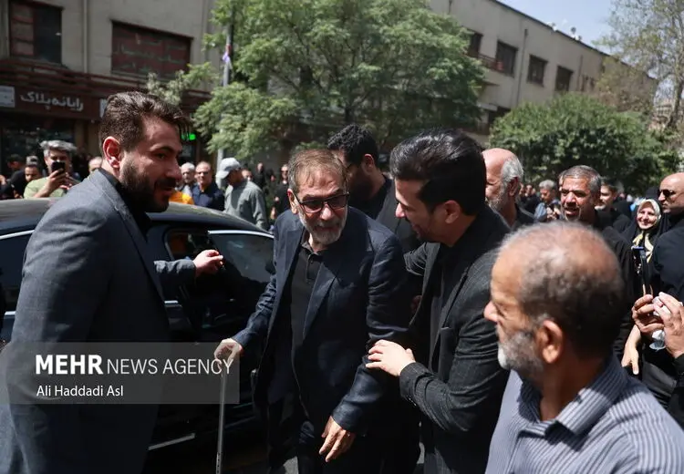 شمخانی در مراسم تشییع شهدای حمله اسراییل در تهران