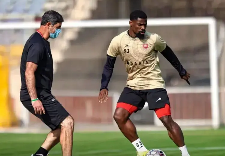 رکورد کریم باقری در دربی شکسته نشد