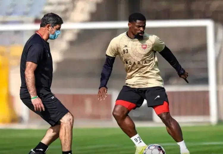 رکورد کریم باقری در دربی شکسته نشد