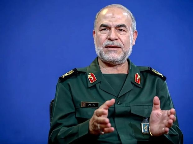 معاون سپاه: روسیه و چین در جنگ کمک نکردند چون تعهدی در قرارداد با ما نداشتند