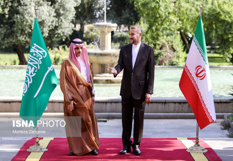رایزنی تلفنی وزیران خارجه ایران و عربستان درباره غزه