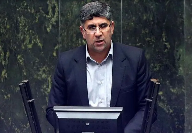 هشدار نماینده مجلس به وزیر کشور: هر چه‌ سریعتر معاون سیاسی‌تان را عزل کنید وگرنه...