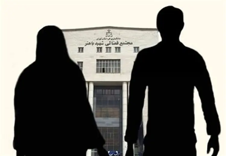 شوهرم به بازی معتاد است؛ طلاق می‌خواهم