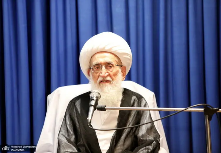 هشدار یک مرجع تقلید به دولت رییسی درباره معیشت مردم
