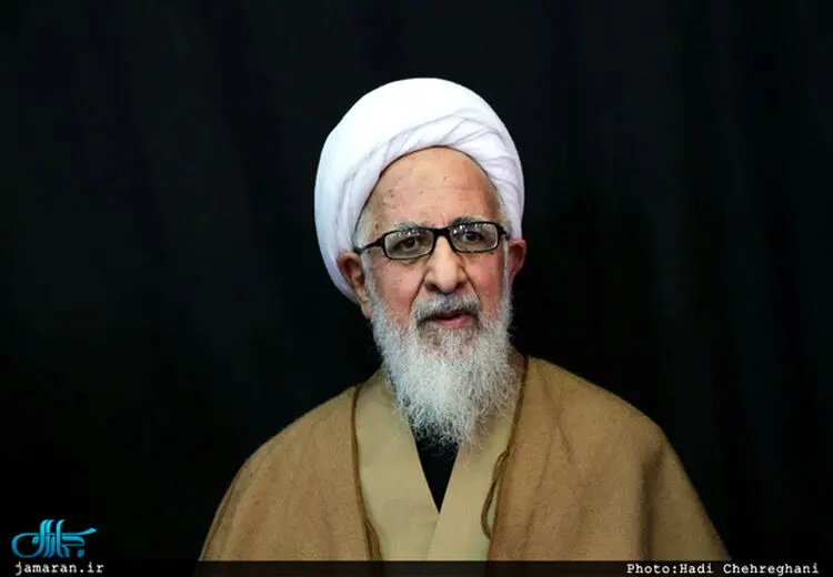 آیت‌الله جوادی آملی: انسانی که با رشوه و تهدید زود تسلیم می‌شود، ذلیل و فرومایه است