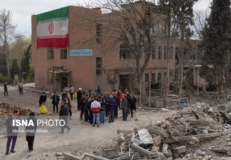 خسارت حمله هوایی به دانشگاه علم و صنعت / عکس