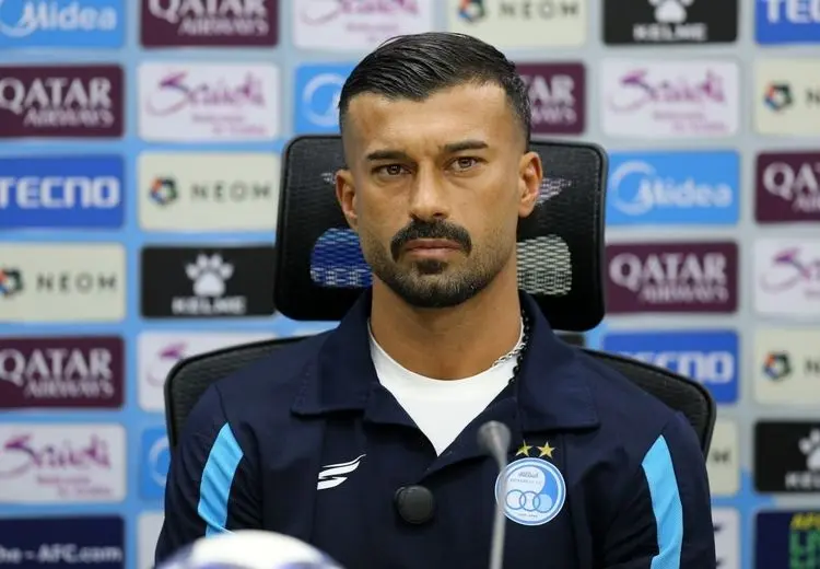 ضیافت دوستانه رامین رضاییان با خارجی‌های استقلال + عکس