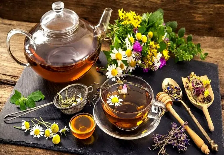 بهترین دمنوش‌ها برای درمان سرماخوردگی و سرفه