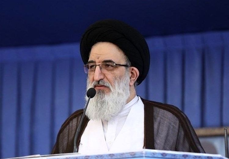 امام جمعه کرج: کمبود آب و برق کار دشمنان است