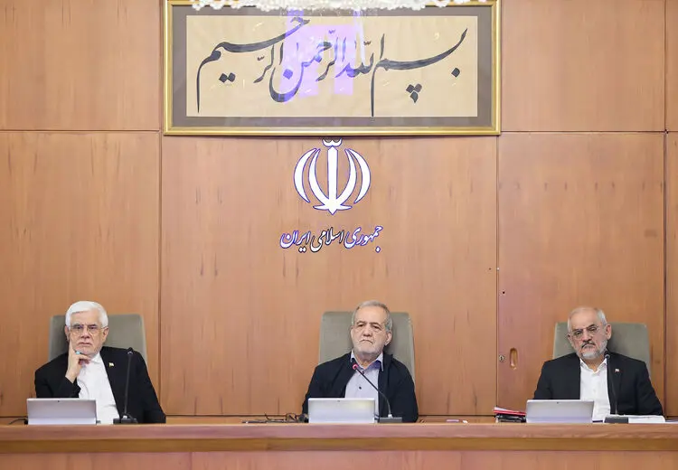  پزشکیان : من مسایل خارجی را حل می‌کنم اما نگران مسایل داخلی‌ام!