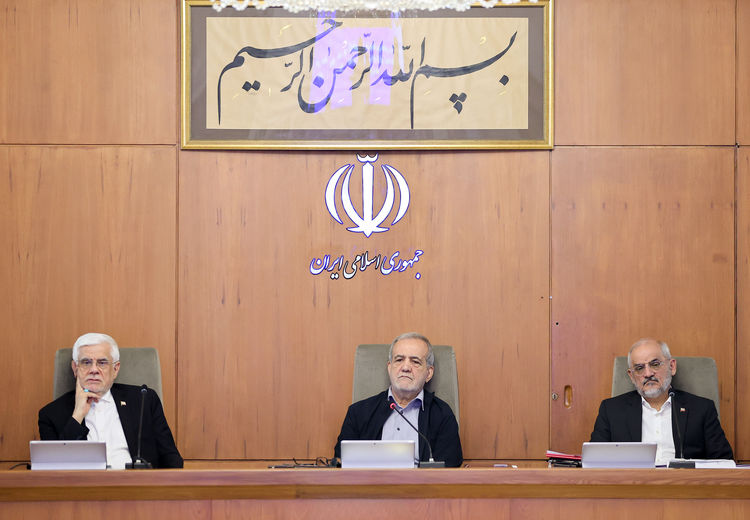  پزشکیان : من مسایل خارجی را حل می‌کنم اما نگران مسایل داخلی‌ام!