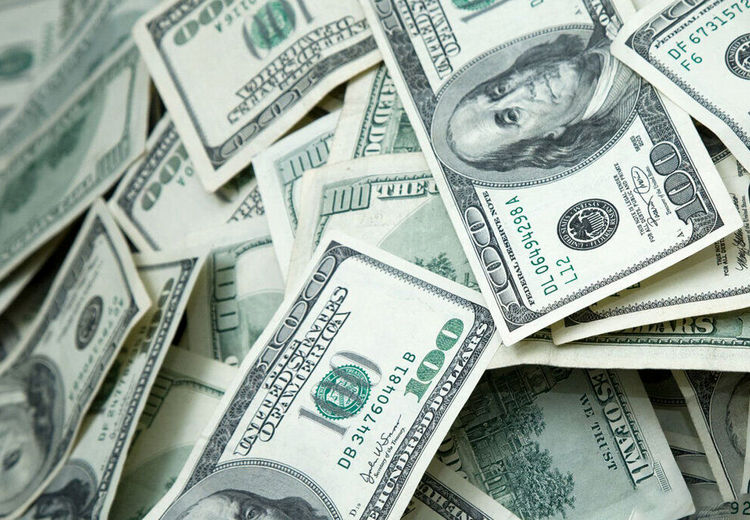اقدام عجیب بازیکن مازاد؛ استفاده از پیشنهاد تیم دسته دومی امارات برای بالا بردن قرارداد!