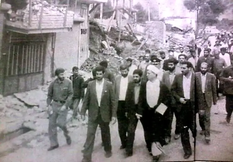 پشت پرده سفر هاشمی رفسنجانی به سد لتیان در عصر تاسوعا سال 1370 چه بود؟