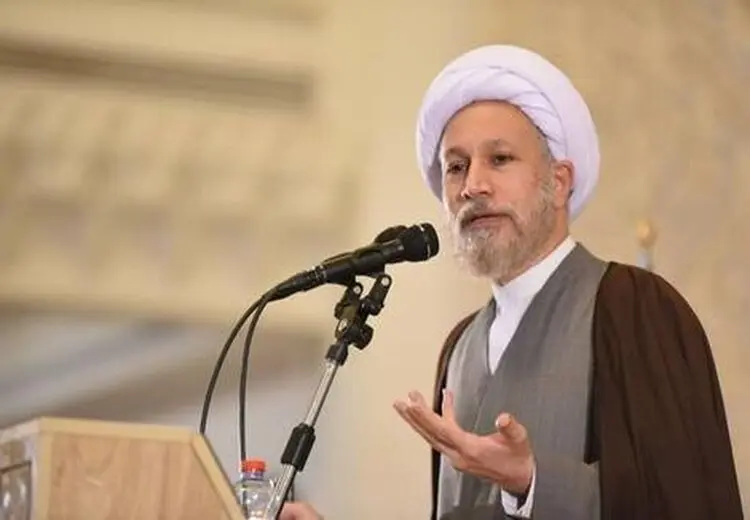 این انقلاب مانند کشتی نوح است و رهبر معظم انقلاب در دوران غیبت امام زمان (عج) این کشتی را اداره می‌کند