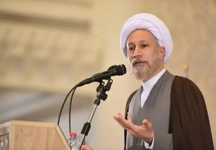 این انقلاب مانند کشتی نوح است و رهبر معظم انقلاب در دوران غیبت امام زمان (عج) این کشتی را اداره می‌کند