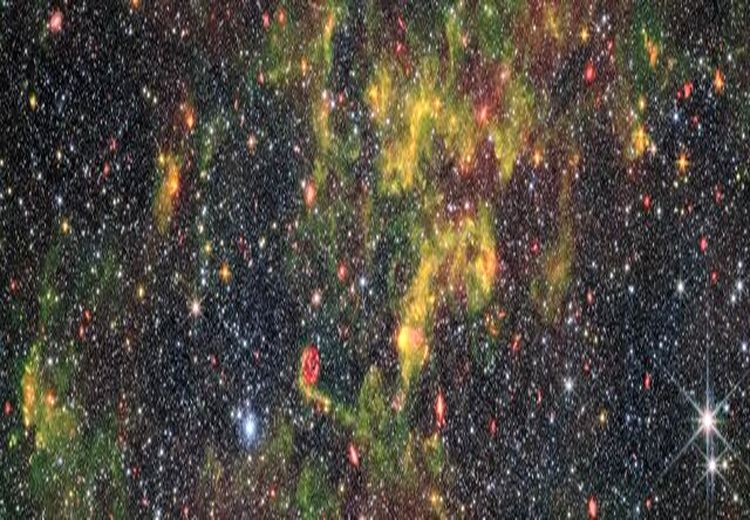 جدیدترین عکسهای جیمزوب از یک کهکشان