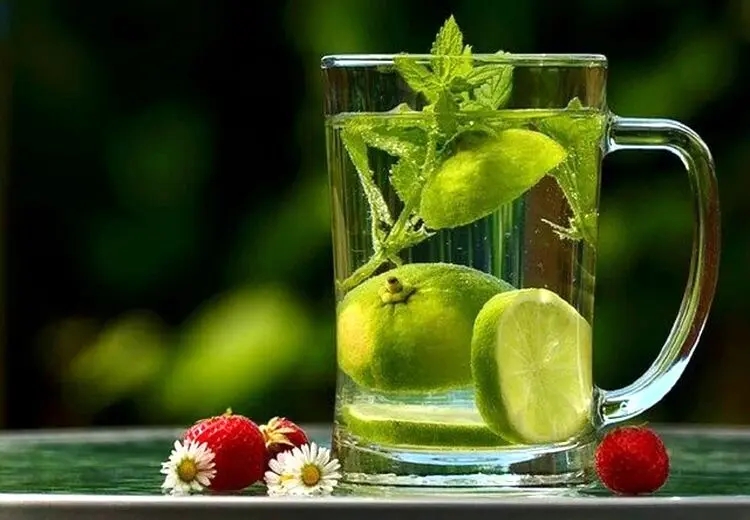 با این شربتها مانع گرمازدگی در تابستان بشوید