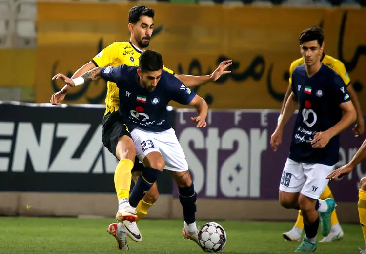 علاقه پرسپولیس به جذب رضا شکاری؟
