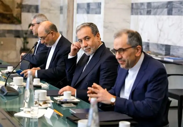 ایران: در صورت لغو تحریم‌ها، محدودیت‌های هسته‌ای را می‌پذیریم، پرداخت غرامت پیش‌شرط مذاکره نیست​