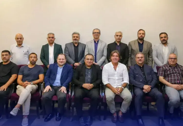 جلسه مهم شبانه مدیران استقلال با ساپینتو