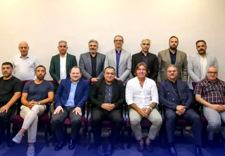 جلسه مهم شبانه مدیران استقلال با ساپینتو