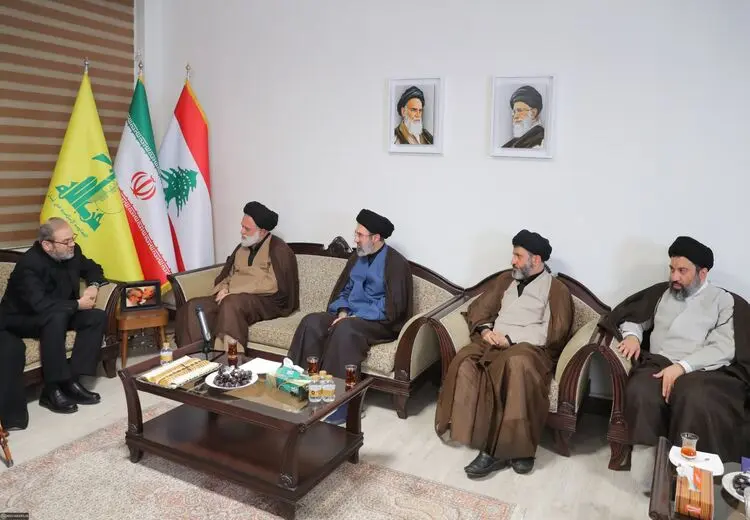 حضور پسران رهبر انقلاب در دفتر حزب‌الله در تهران