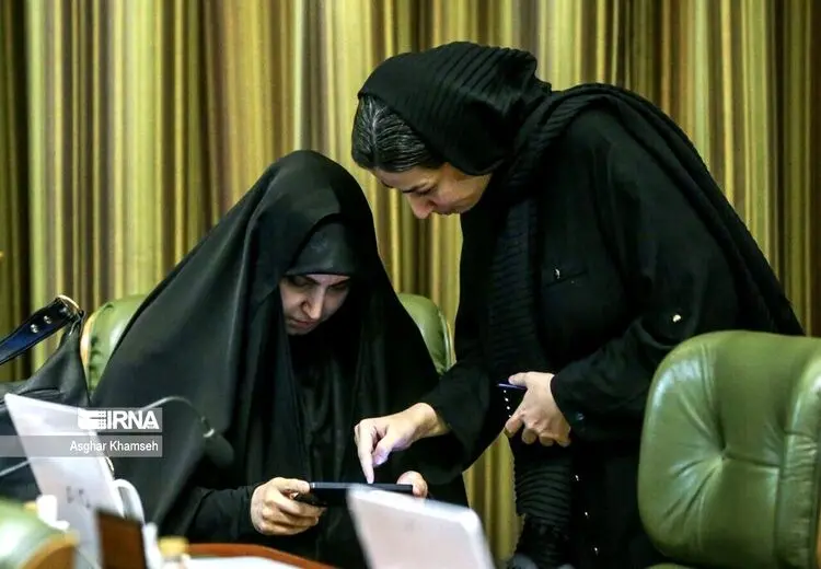 نرجس سلیمانی در جلسه شورای شهر تهران