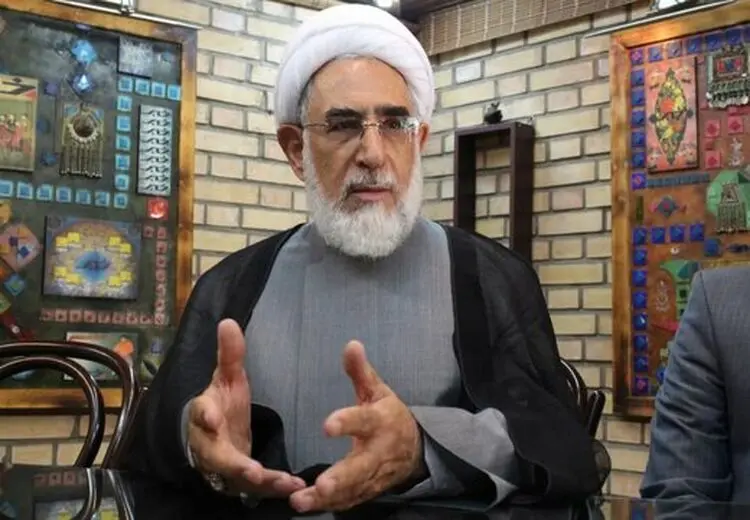منتجب‌نیا: افراطی‌ها کوتوله‌های سیاسی هستند