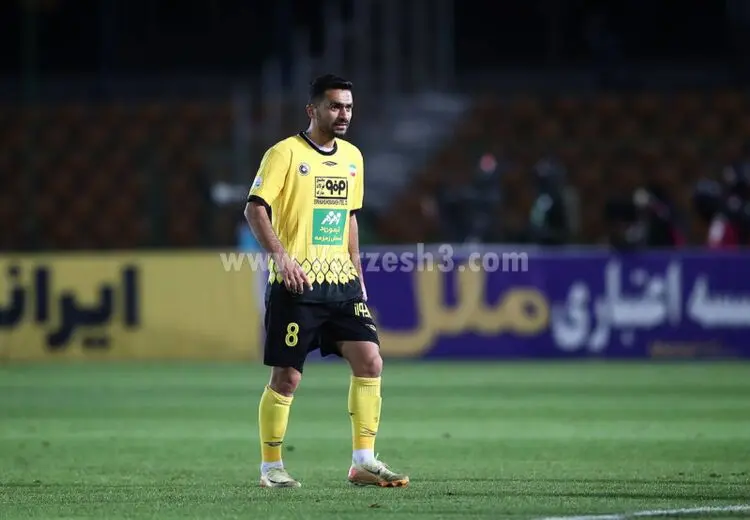 کریمی: بازی با پرسپولیس همیشه درگیرانه است