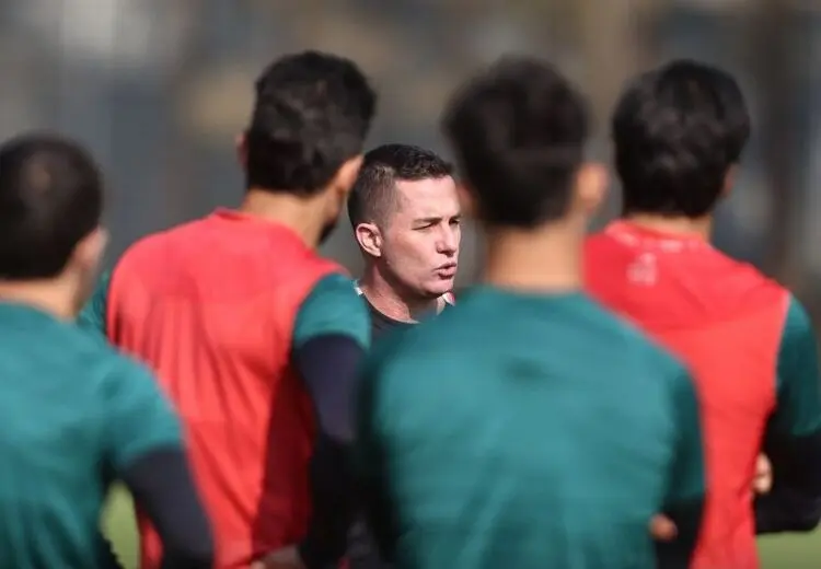 اوسمار ۲ بازیکن پرسپولیس را اخراج کرد!
