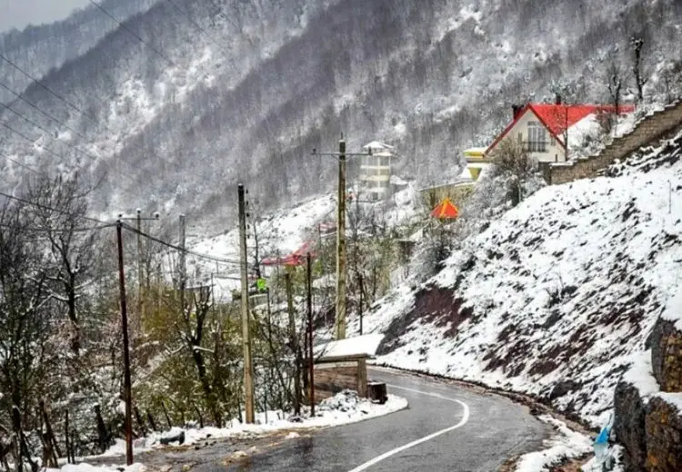 ورود سامانه بارشی و کاهش محسوس دما در مازندران