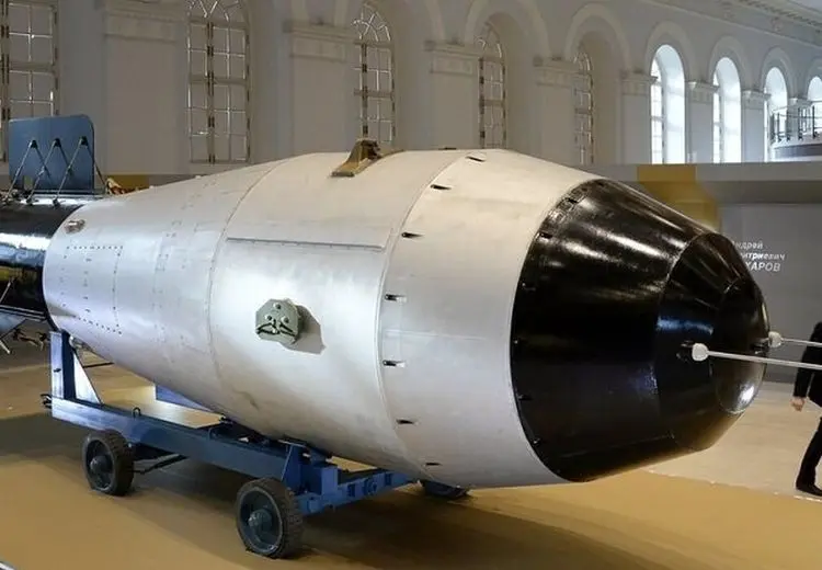 یک منبع در دفتر نخست‌وزیر ژاپن: توکیو به سلاح هسته‌ای نیاز دارد