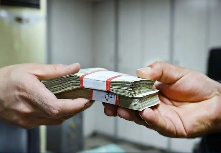 افزایش حقوق کارمندان دولت ۲۰ درصد شد