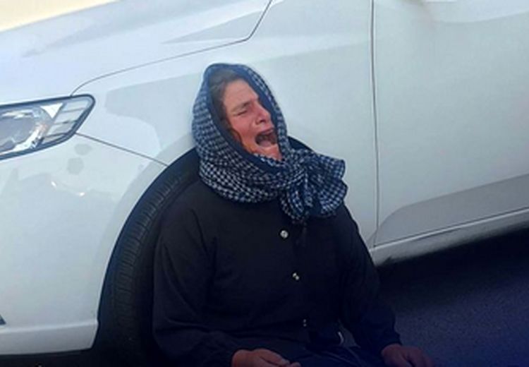 التماس مادر قاتل به مادر الهه مقابل دادگاه + فیلم