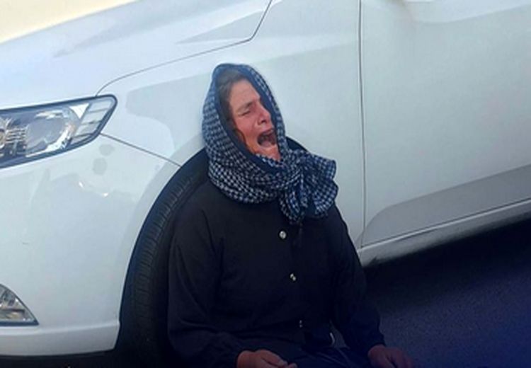 التماس مادر قاتل به مادر الهه مقابل دادگاه + فیلم