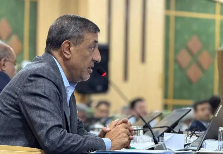 قائم‌پناه: تصمیم‌گیری برای اصلاح قیمت بنزین ناگزیر است، فرقی ندارد دولت پزشکیان باشد یا دولتی دیگر!