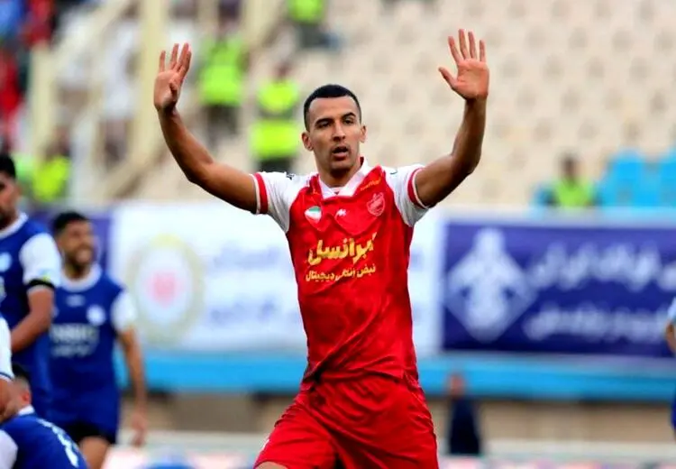 واکنش نبیل باهویی به قهرمانی پرسپولیس + عکش