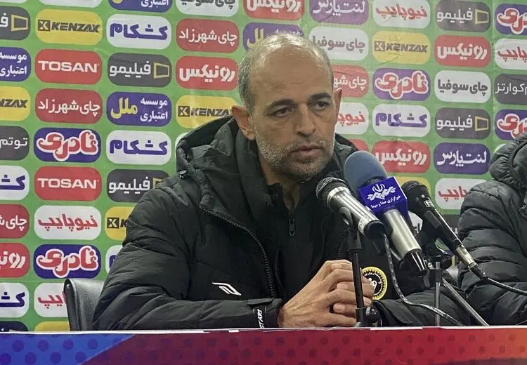 نویدکیا: دلیل ناکامی سپاهان برابر تیم‌های بزرگ را نمی‌دانم