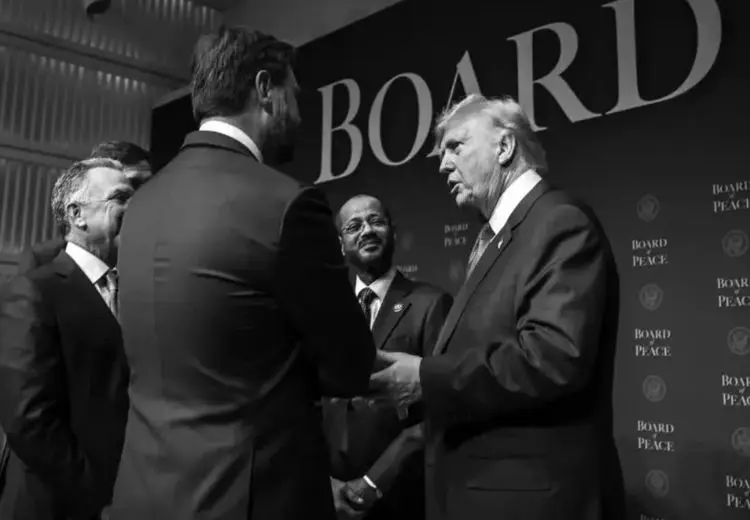 زمان تصمیم‌گیری نهایی ترامپ درباره ایران مشخص شد
