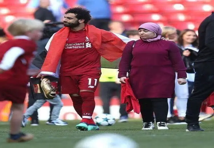 واکنش محمد صلاح به انتقادات درباره چهره همسرش